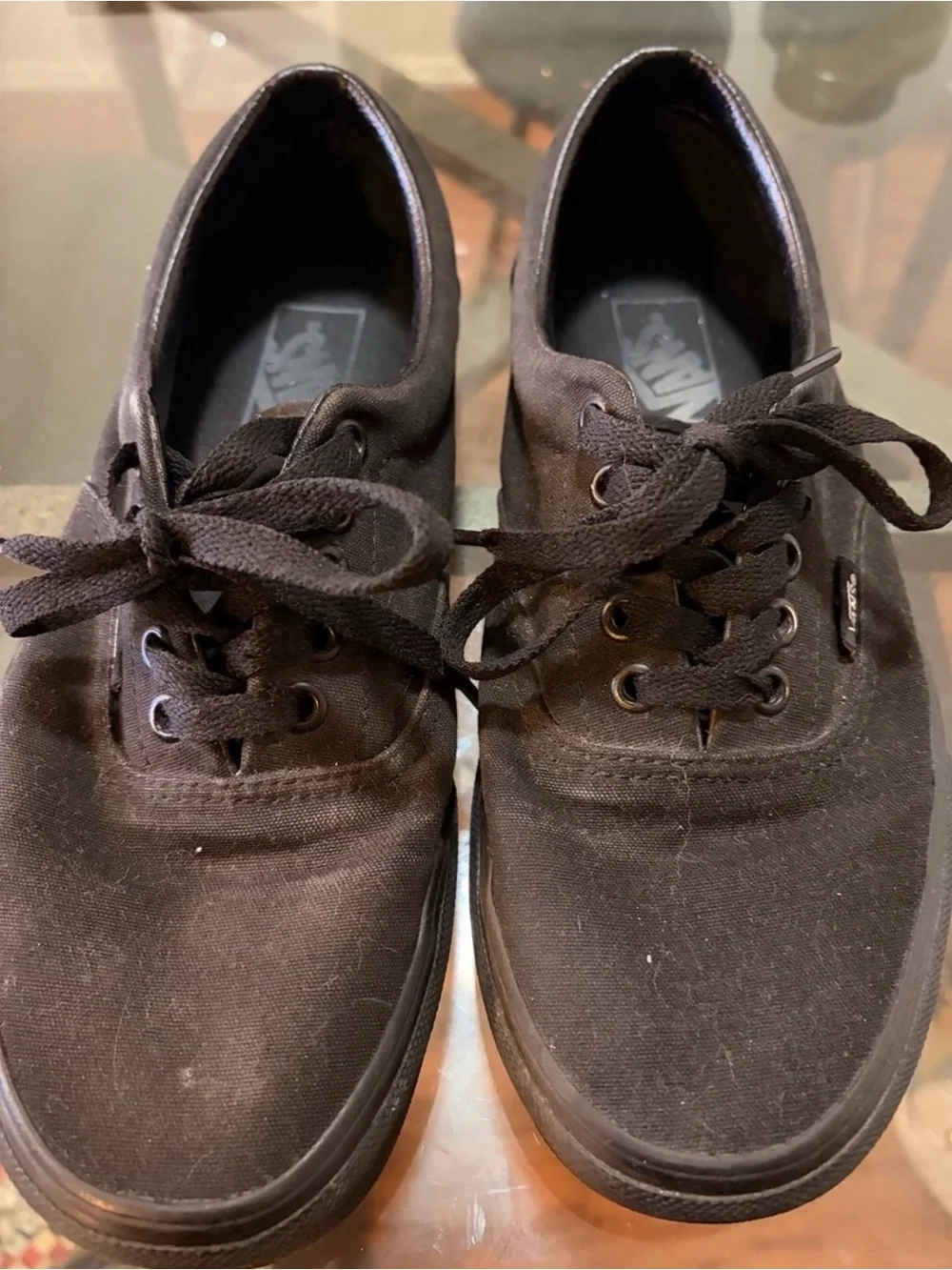 2 Pairs of Vans Era shoes Men’s 8.5 good condition!!